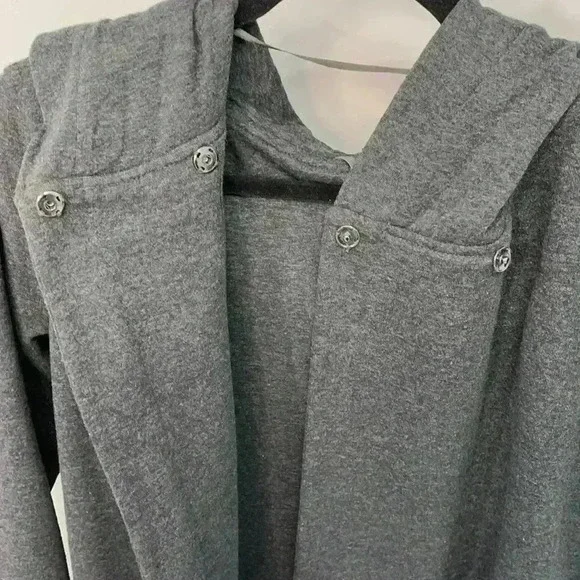 Button-up  Cardigan - Picture 2 of 5